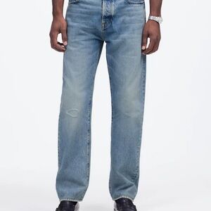 NWT Madewell The 1991 Straight-Leg Jean. 33x32. Brand New with tags. Bowen Wash